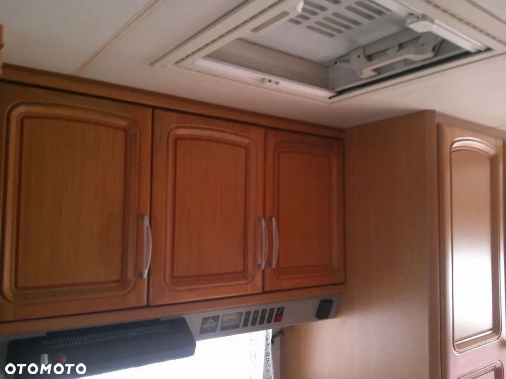 Hobby PRESTIGE 650 Z DODATKOWYM DACHEM - 17