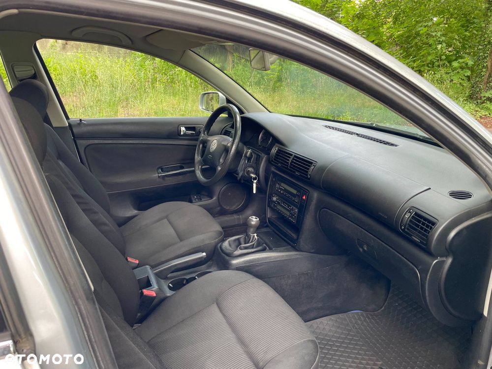 Volkswagen Passat 1.9 TDI - 7