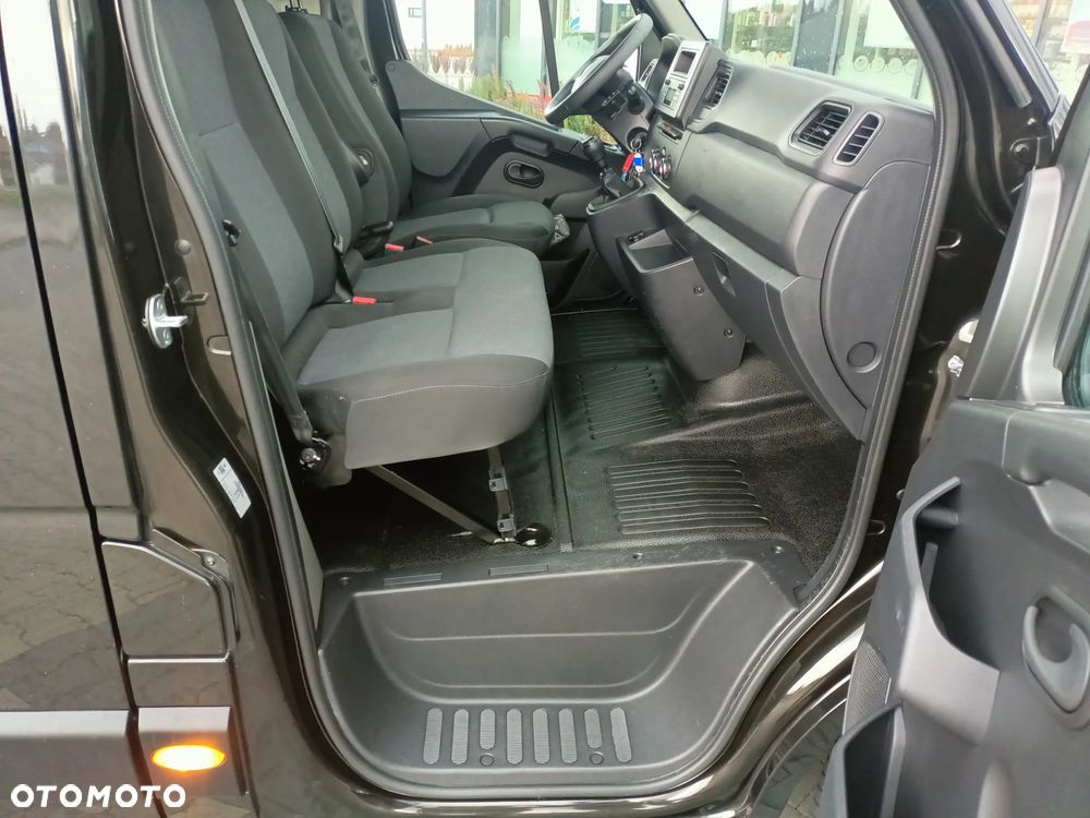 Renault MASTER L3H2 KOLOR METALIC 2022/2023 - 32