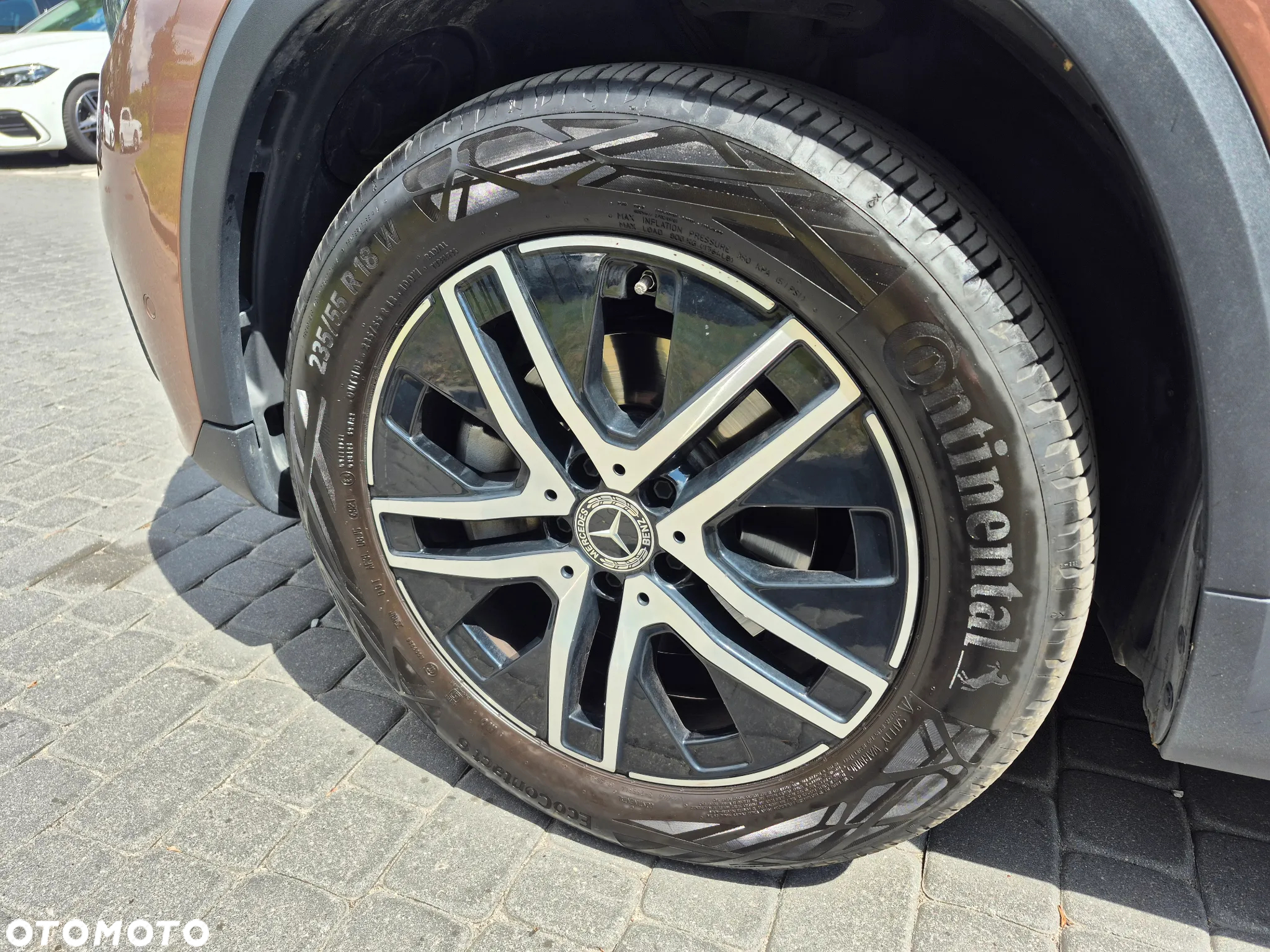 Mercedes-Benz GLA 200 4-Matic Progressive - 15