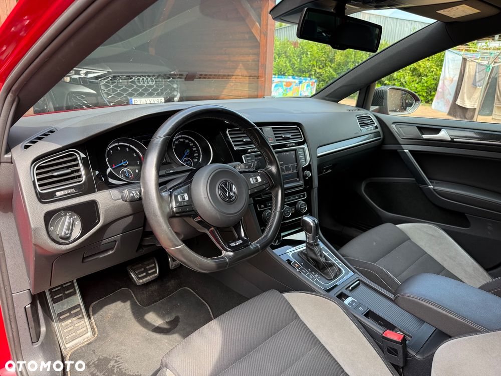 Volkswagen Golf - 9