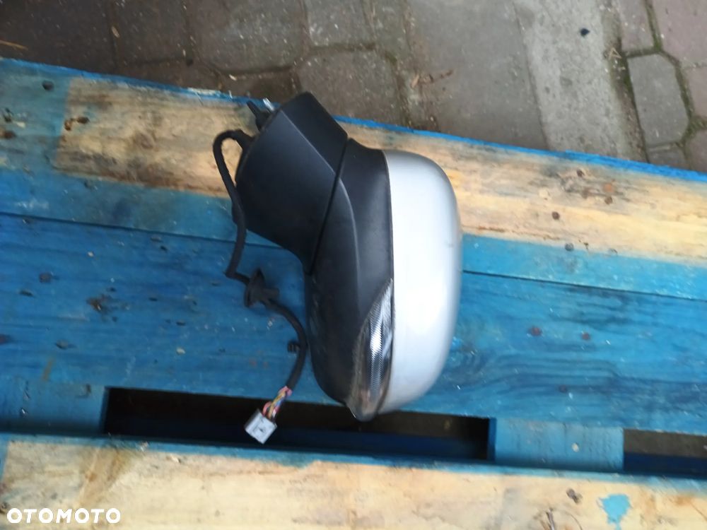Ford Fiesta MK8 lusterko lewe 12pin eu - 1