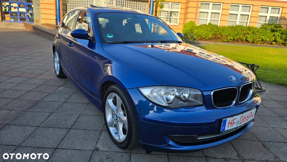 BMW Seria 1 120d DPF Edition Sport - 2