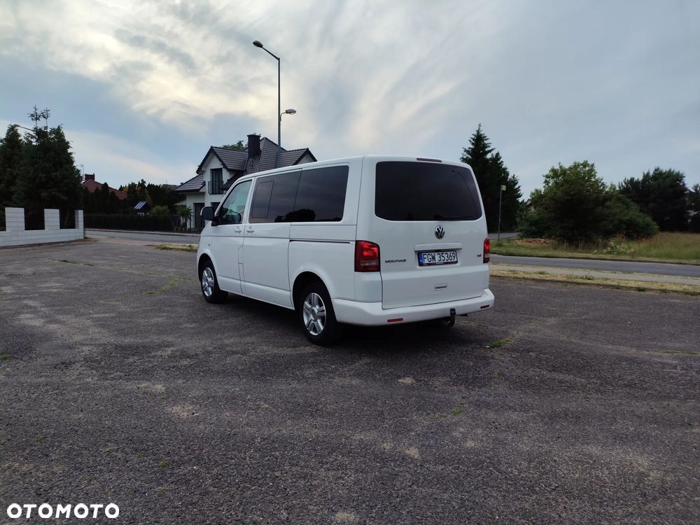 Volkswagen Multivan - 23
