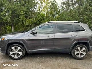 Jeep Cherokee - 3