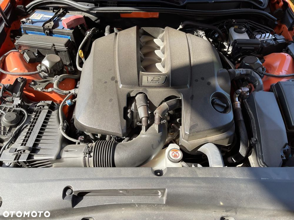 Lexus IS - 32