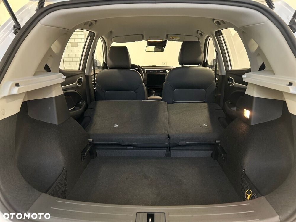 MG ZS 1.5 VTi-Tech Exclusive - 25