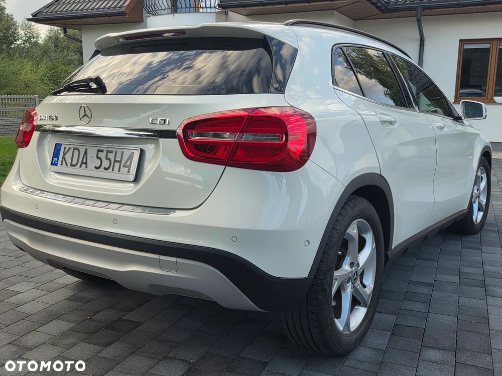 Mercedes-Benz GLA 180 (CDI) d - 6
