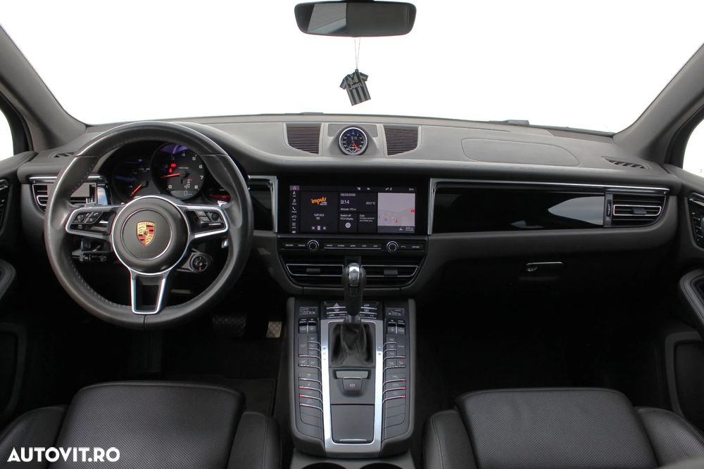 Porsche Macan - 16