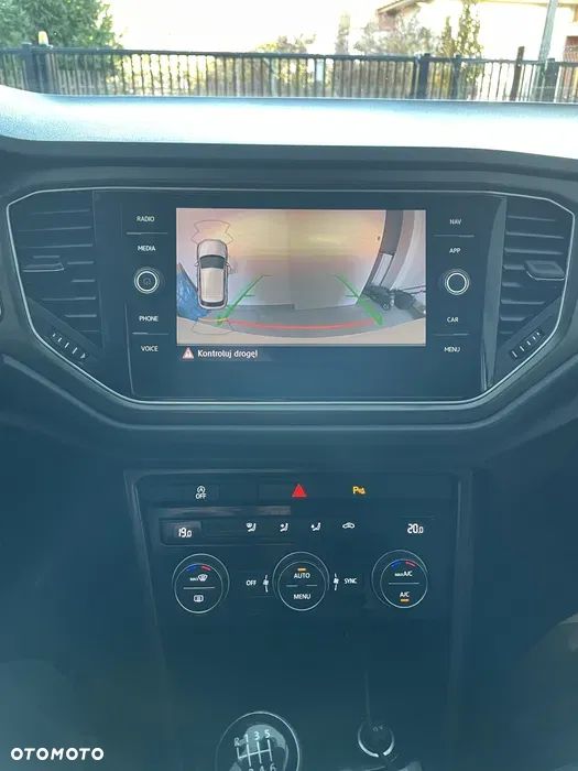 Volkswagen T-Roc - 7