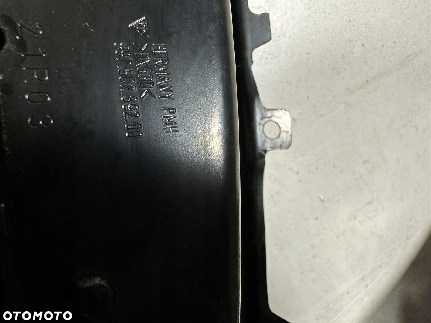 PROG SLUPEK PRAWY KOLANKO PORSCHE 911 997 TURBO - 5