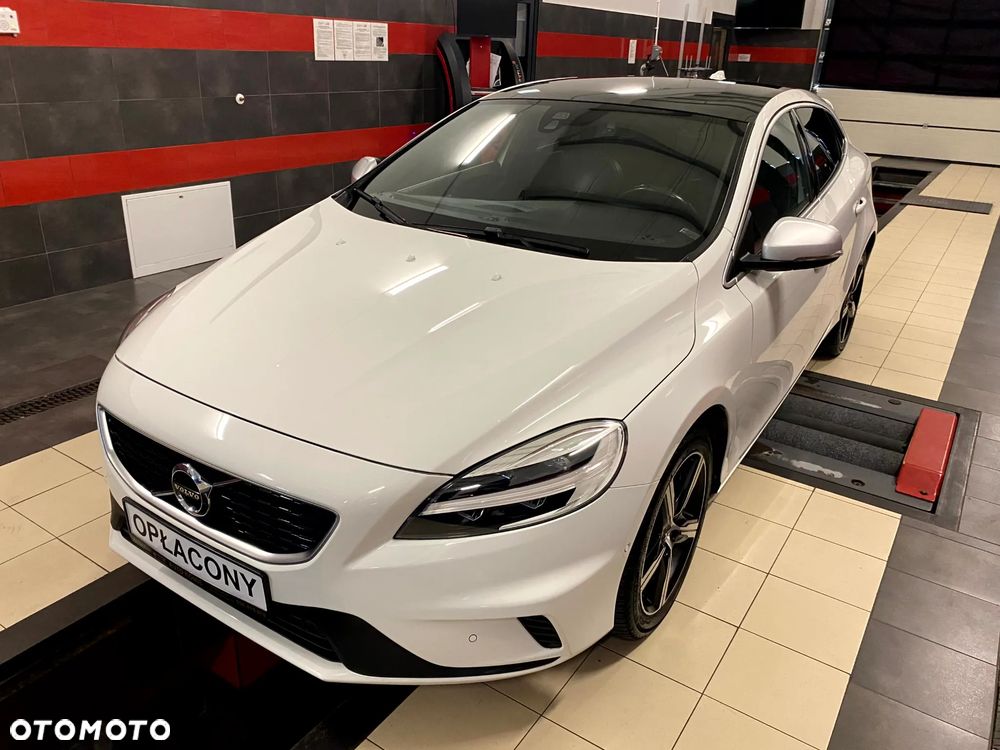 Volvo V40 D3 Drive-E R-Design Momentum - 3