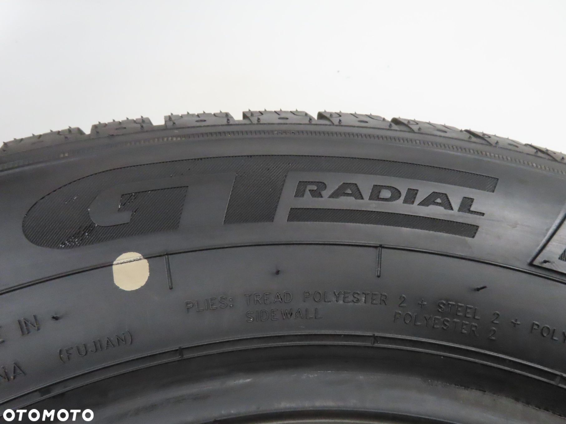 215/60R16,2019年,4本 Opony Goodyear Vector 4Seasons Gen-3 215/60R16 99V XL