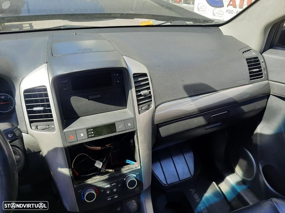 FAROL NEVOEIRO DIREITO CHEVROLET CAPTIVA 2007 -96626980 - 1