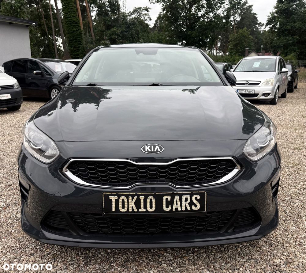 Kia Ceed - 4