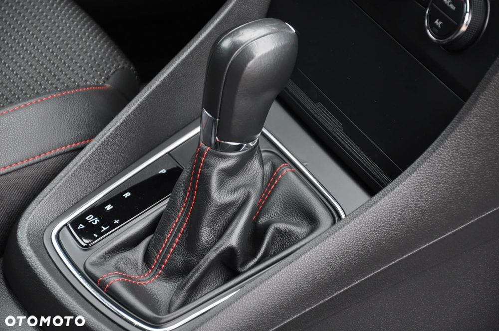 Seat Leon 1.8 TSI Start&Stop DSG FR - 21