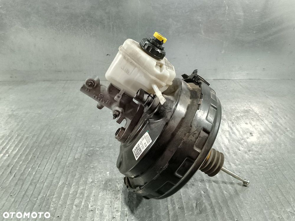 SERWO HAMULCOWE AUDI Q7 (2005-2015)  7L8612101M 3.0 TDI - 7