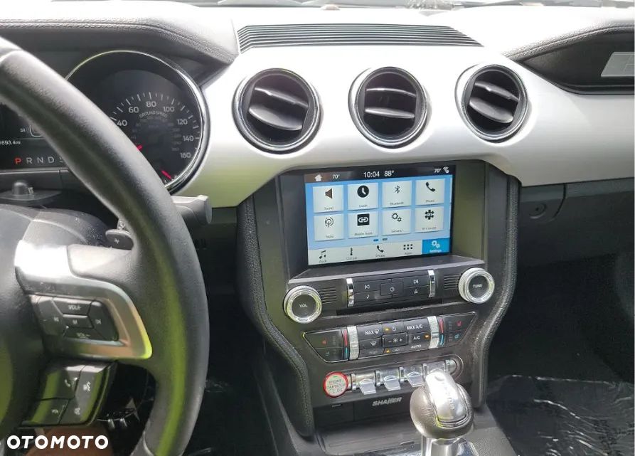 Ford Mustang 5.0 V8 GT - 10