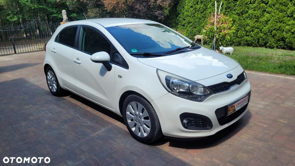 Kia Rio 1.4 Dream Team Edition - 3