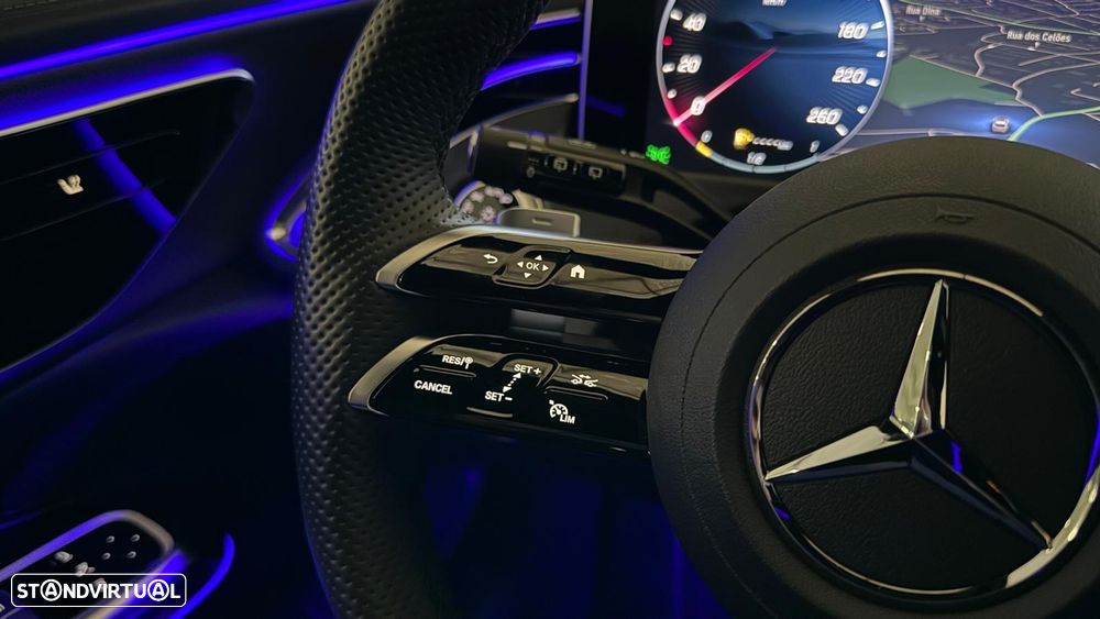 Mercedes-Benz E 300 9G-TRONIC AMG Line - 20