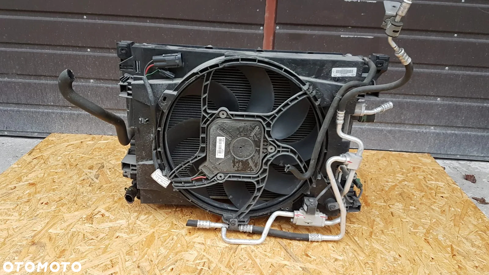 PAS PRZEDNI KOMPLET CHŁODNIC RENAULT ZOE 214819480R - 7