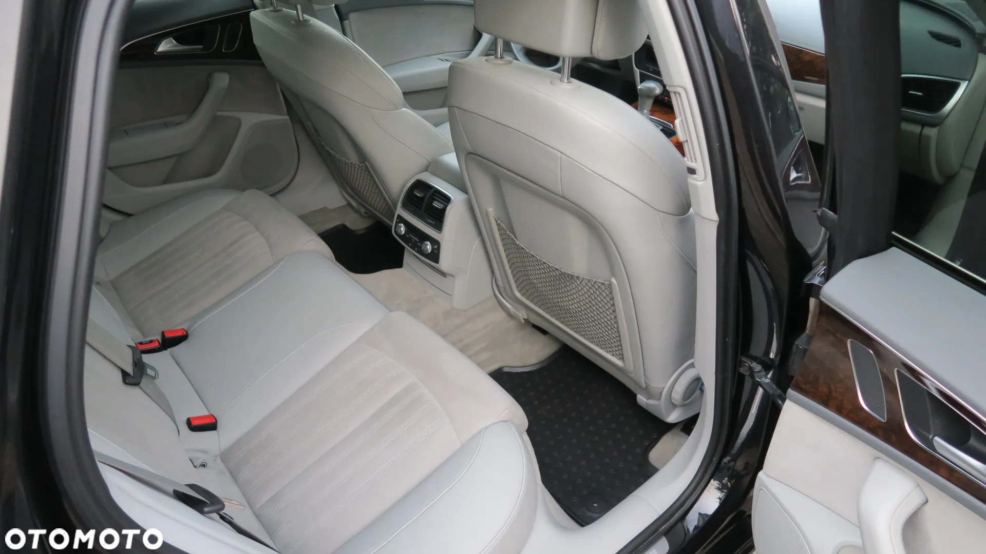 Audi A6 - 12