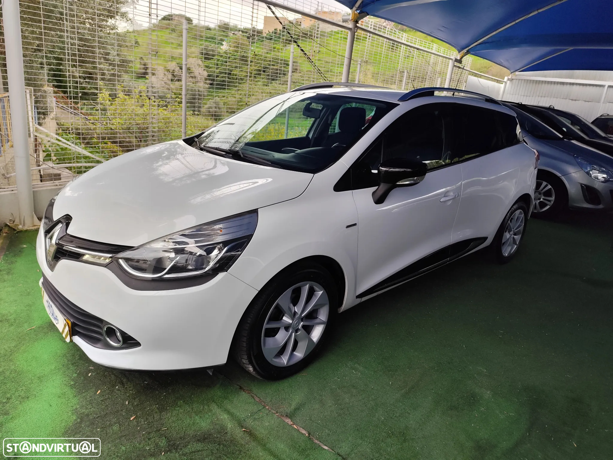 Renault Clio Sport Tourer 1.5 dCi Limited - 3
