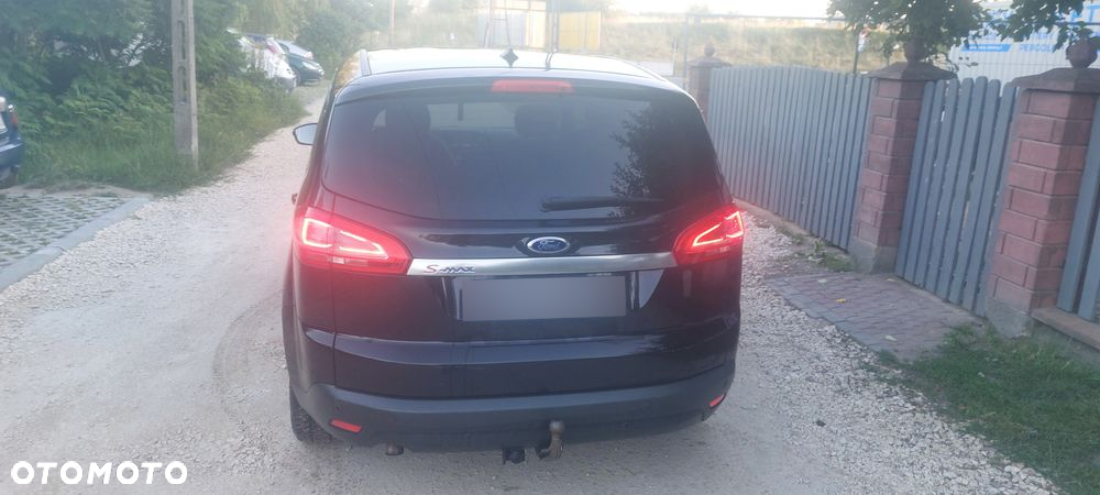 Ford S-Max 2.0 TDCi DPF Titanium - 16