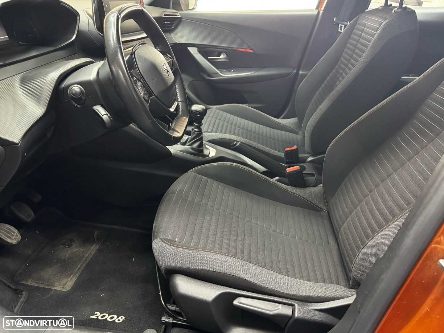 Peugeot 2008 1.2 PureTech Allure - 10