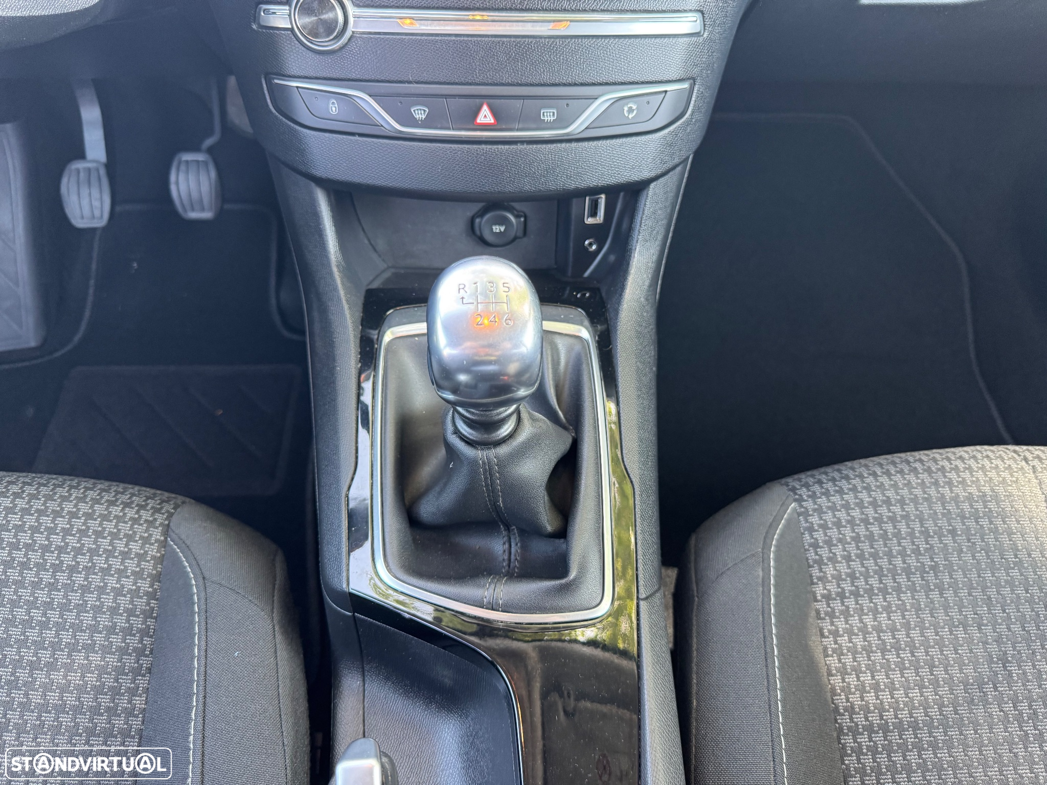 Peugeot 308 SW 1.6 BlueHDi Style - 54