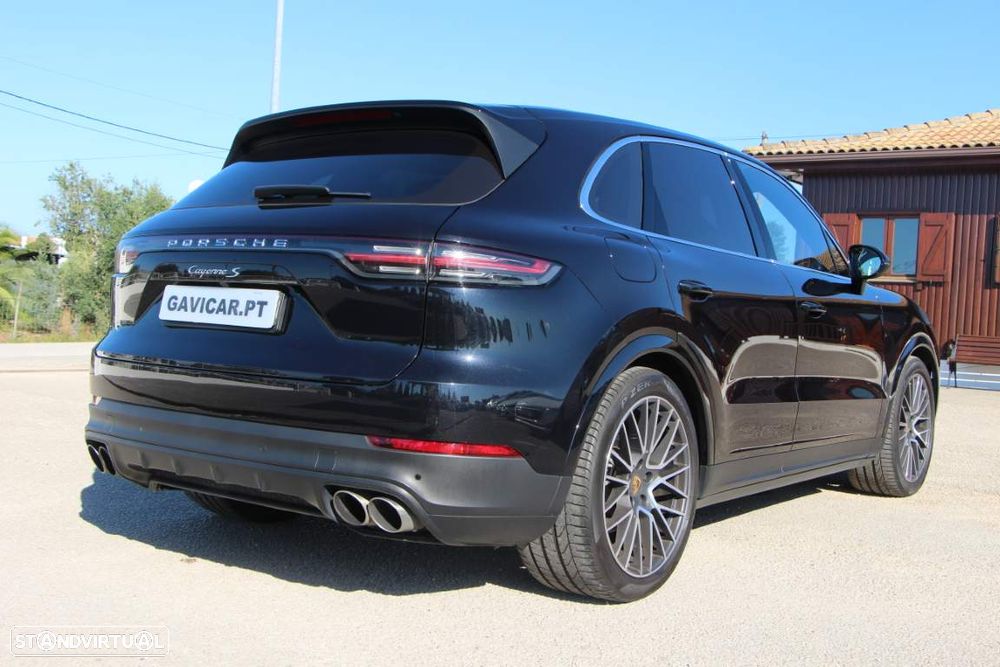 Porsche Cayenne S - 24