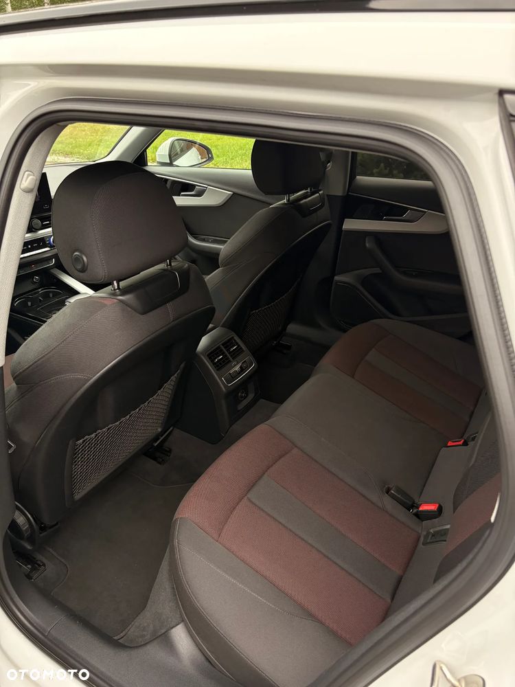 Audi A4 Avant 35 TFSI S tronic - 17