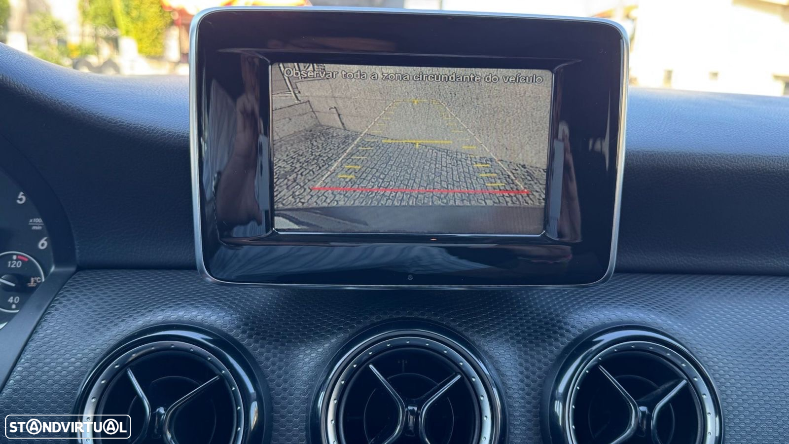 Mercedes-Benz A 180 CDI (BlueEFFICIENCY) - 16