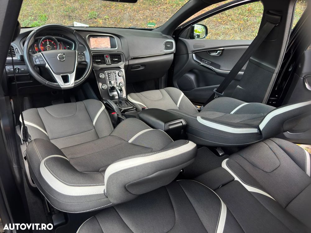 Volvo V40 D2 Geartronic Pro - 29