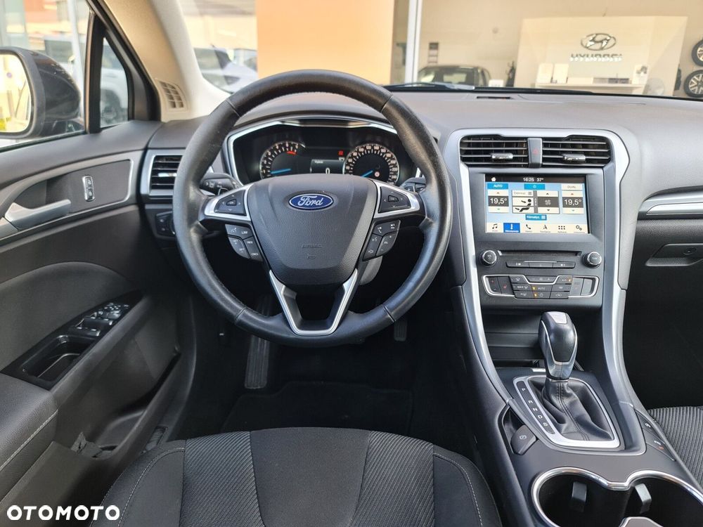 Ford Mondeo 2.0 TDCi Trend PowerShift - 17