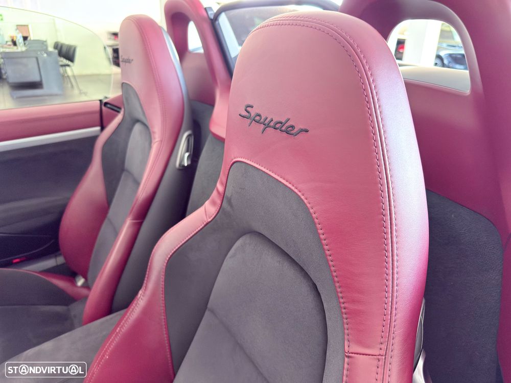 Porsche 718 Spyder Standard - 32