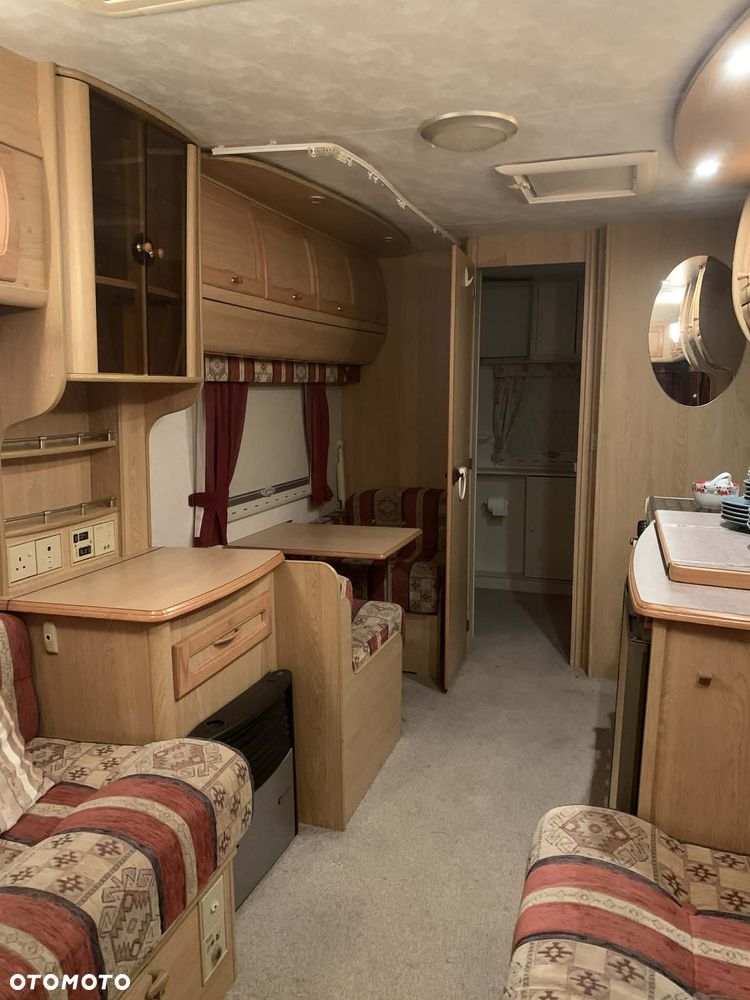 Coachman Pastiche 520/4 - 11
