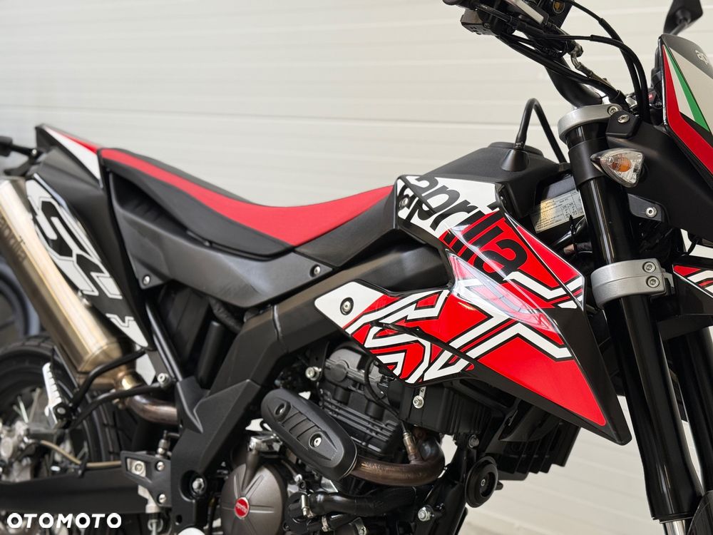 Aprilia SX - 16