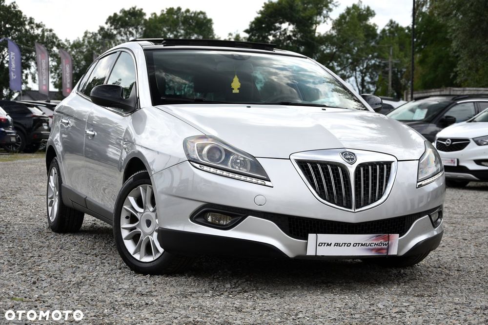 Lancia Delta 1.6 MultiJet 16v Gold - 9