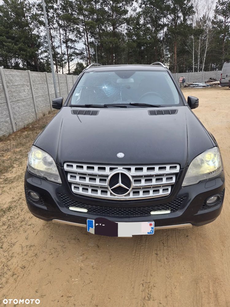 Mercedes-Benz ML - 6