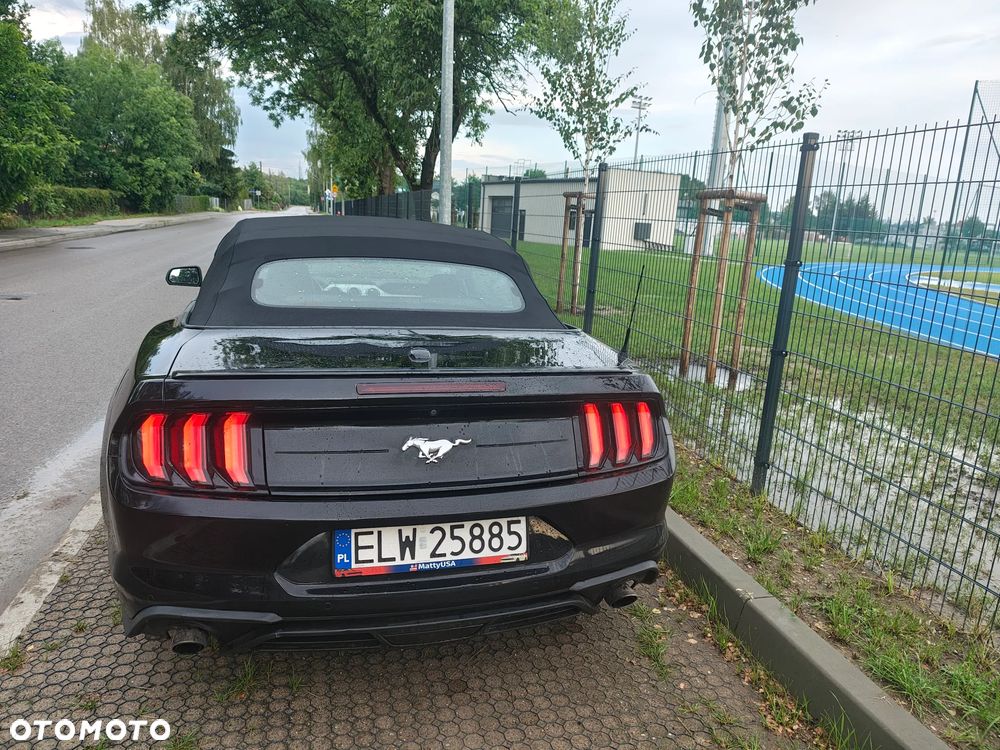 Ford Mustang - 13