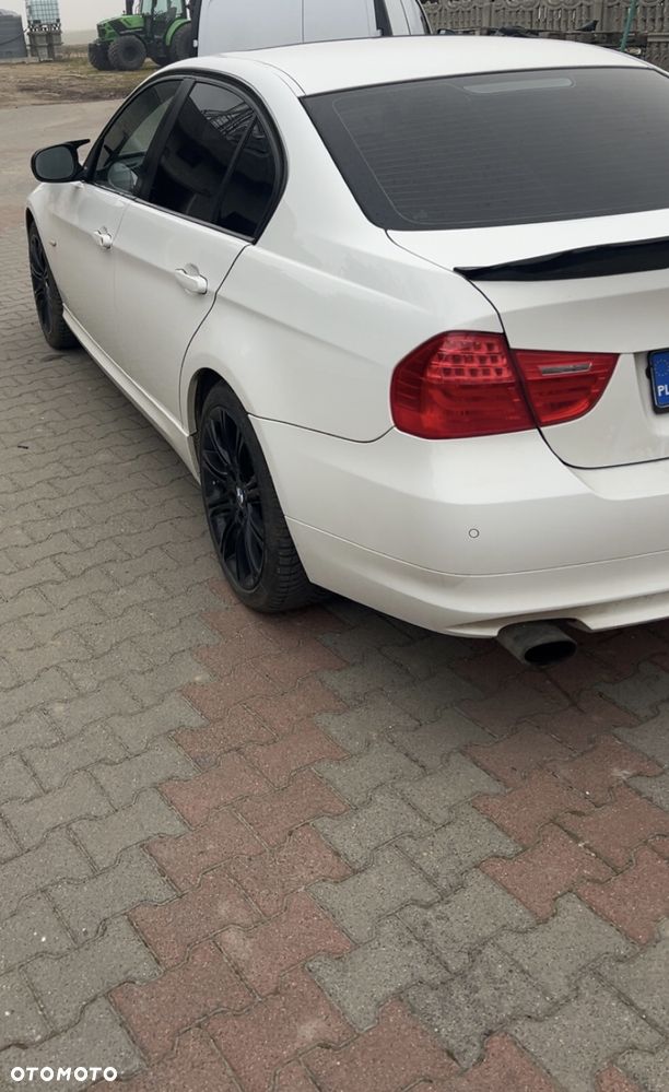 BMW Seria 3 318i Edition Exclusive - 5