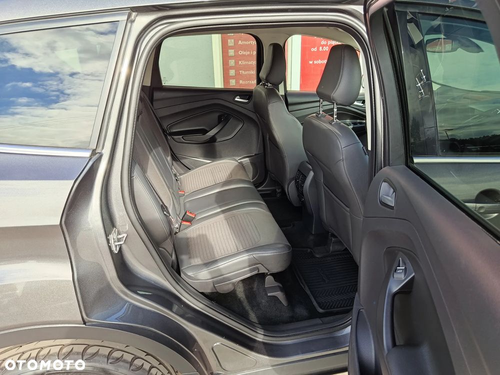 Ford Kuga - 35