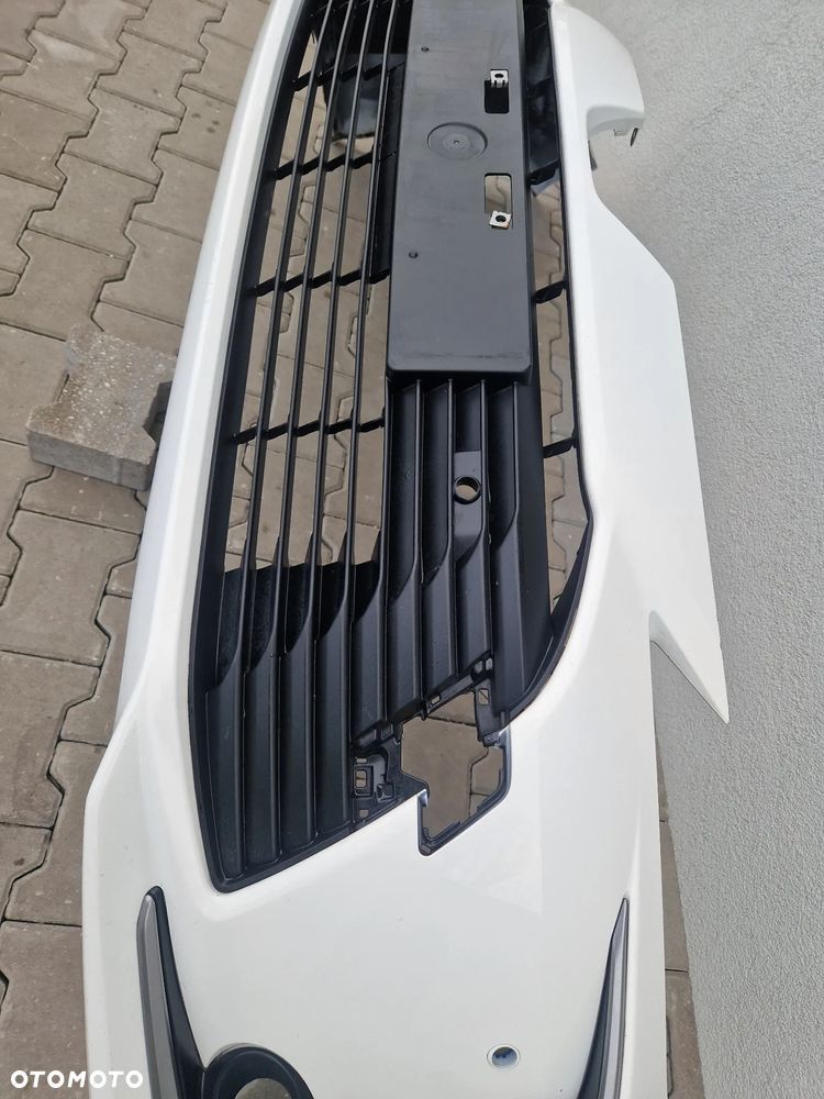 Zderzak Toyota Corolla XII E210 E21 sedan - 5