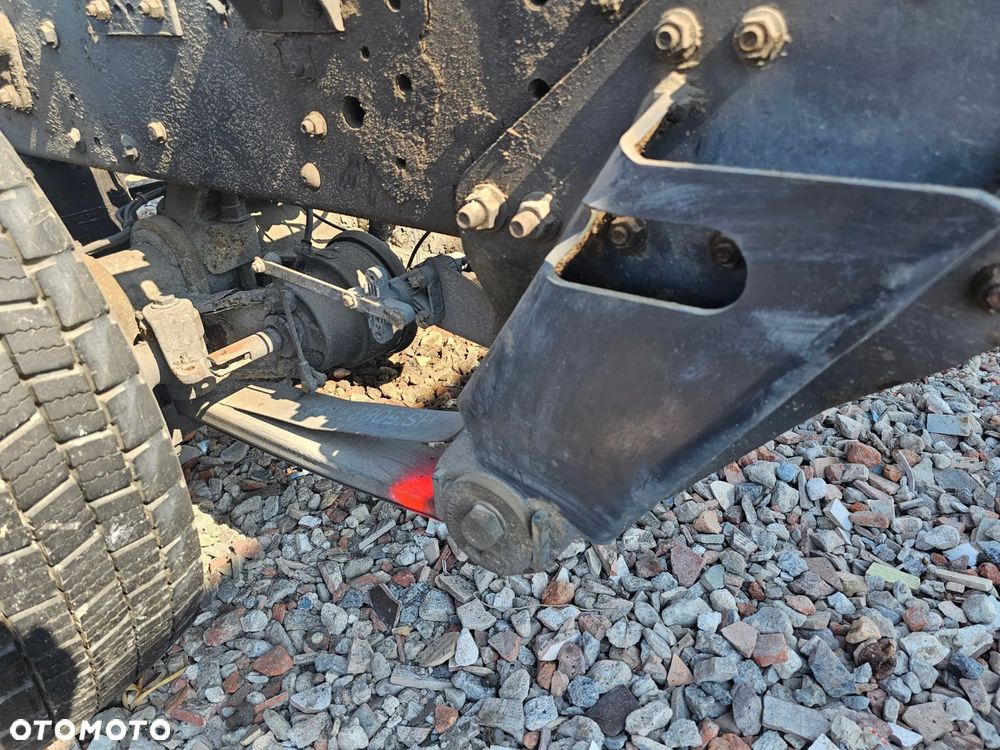 PÓŁRESOR RESOR 8 CM MOST NA PODUSZKACH IVECO EUROCARGO FELGI 17,5