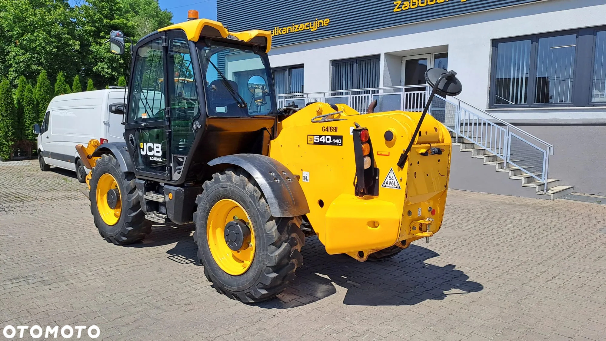 JCB 540-140 świeżo sprowadzona - 9