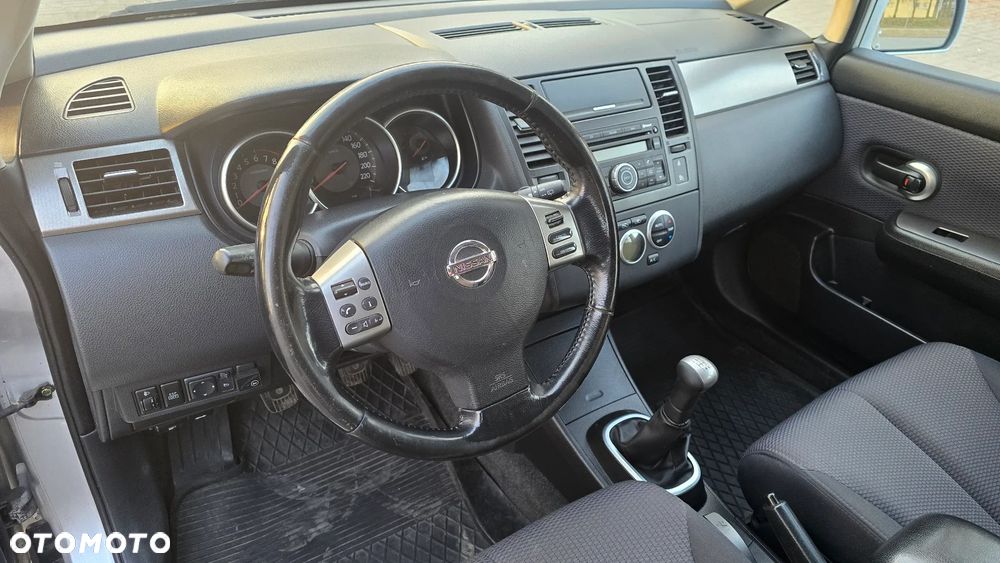 Nissan Tiida 1.6 Acenta - 6