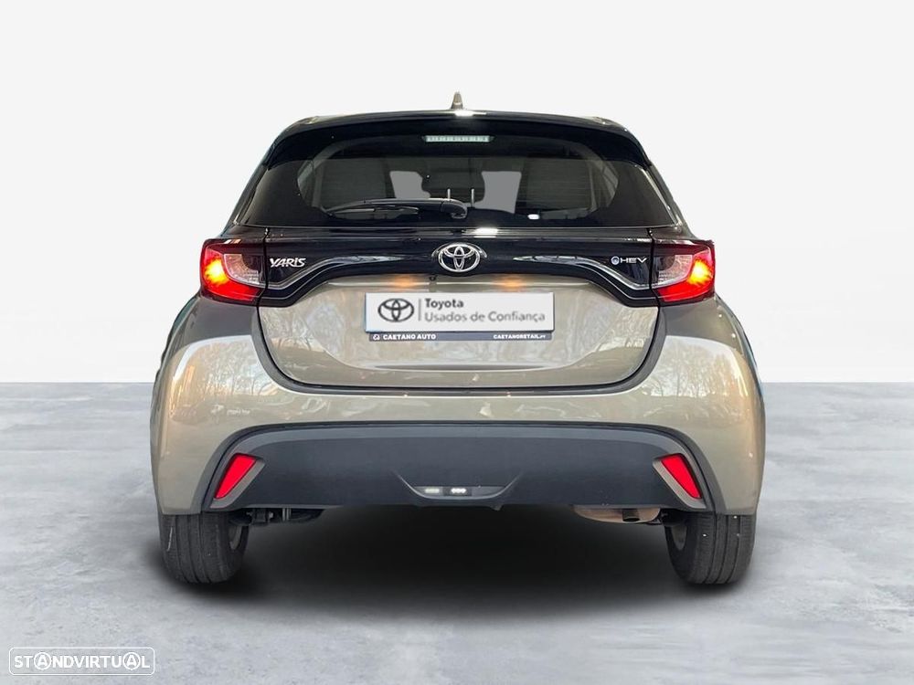 Toyota Yaris - 4