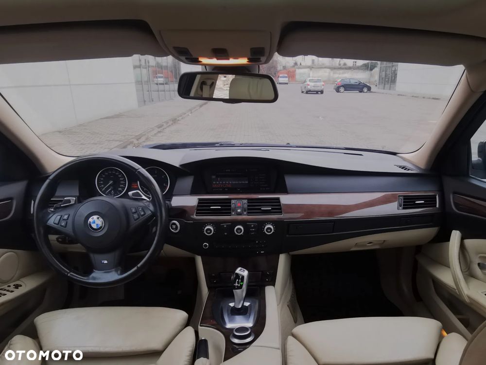 BMW Seria 5 - 22