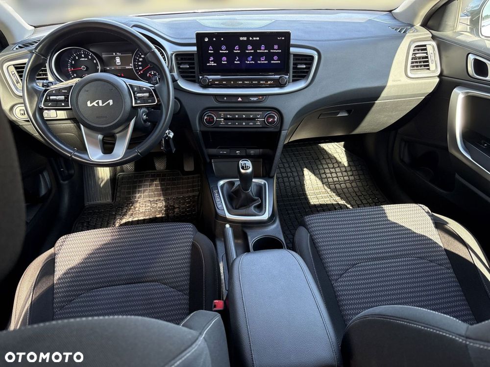 Kia Ceed - 19